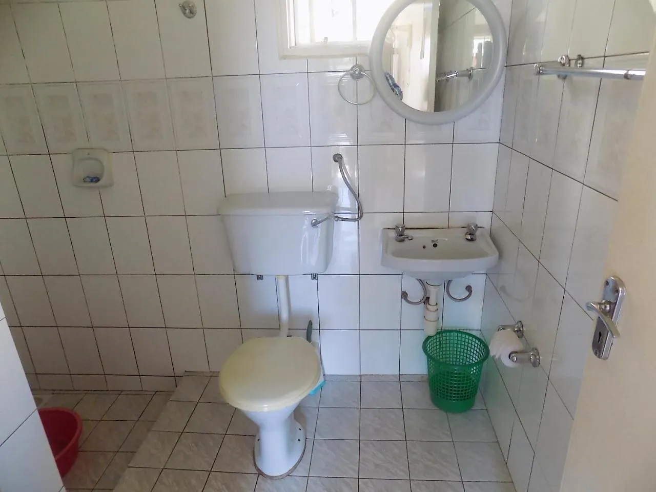 ** לינה וארוחת בוקר Manhattan Guesthouse קמפאלה אוגנדה